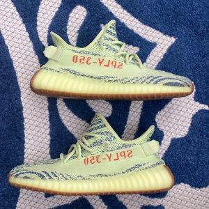 Yeezy 350 v2 frozen yellow